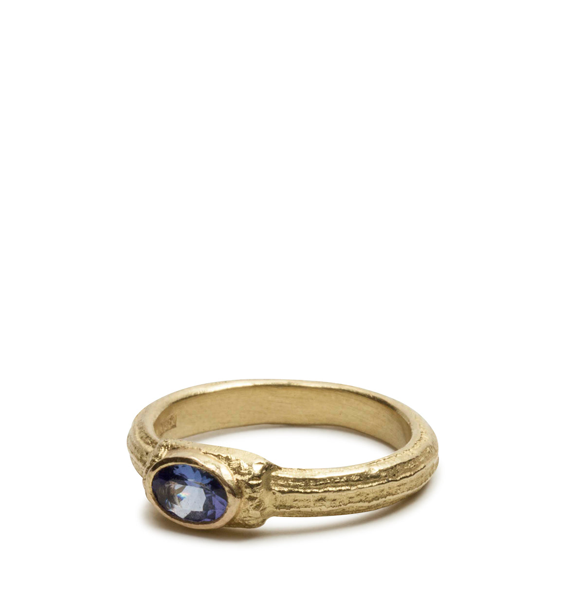 Zierlicher 750 Goldring mit ovalem blauem Tansanit