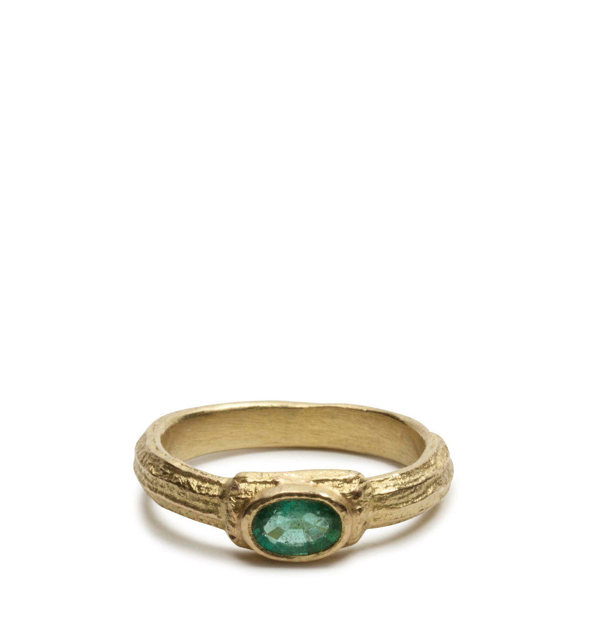 Zierlicher 750 Goldring mit ovalem grünem Smaragd